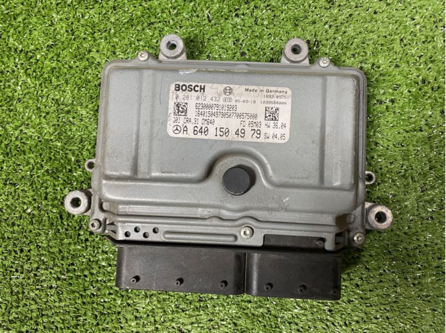 Блок двигуна A6401504979 MERCEDES