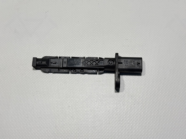 Датчик положення колінвала 13628644376 BMW