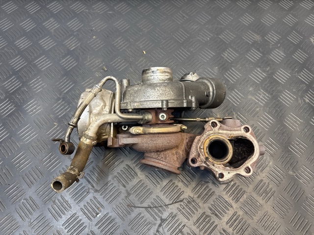 Турбонаддув 1441100Q4B NISSAN