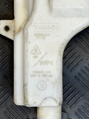 Водяний бачок омивача скла 1452273 FORD