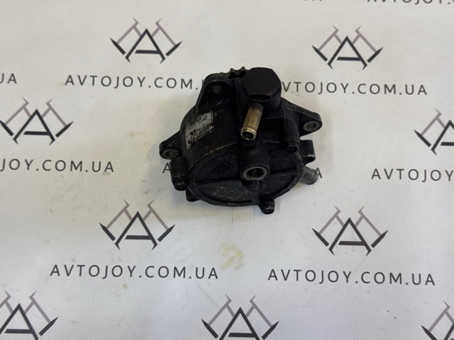 Насос вакуумний 14650VK500 NISSAN