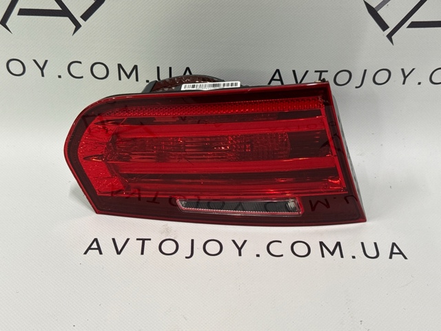 Задня ліва внутрішня фара 18361112 BMW