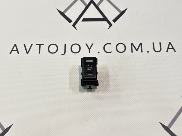 Кнопка вкл.обогрева сидіння 25500AX610 NISSAN