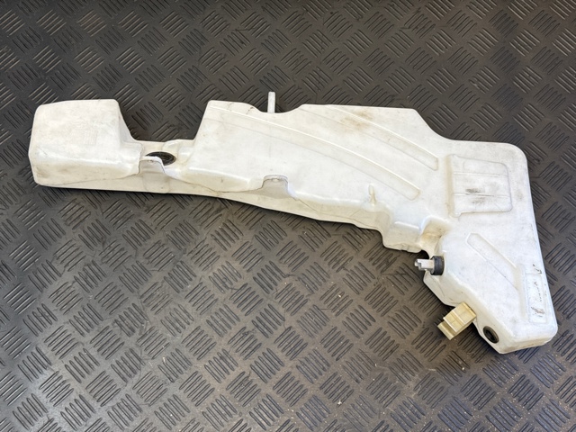 Бачок омивайки 28910EB500 NISSAN