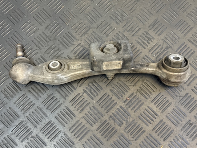 Поперечний важіль 31106878081 BMW