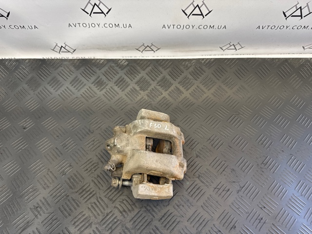 Супорт тормзной 34116857687 BMW