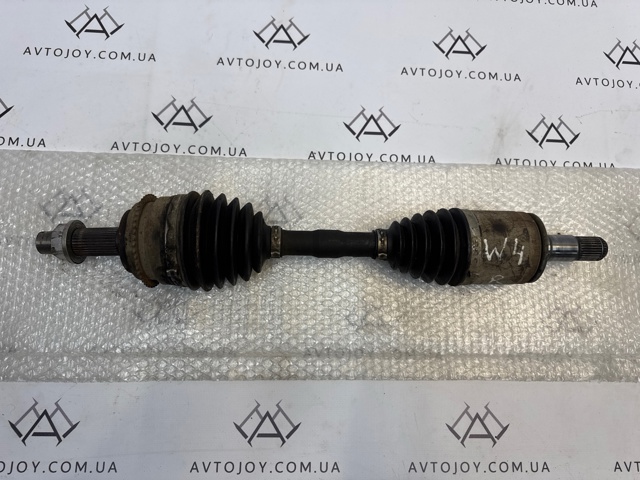 Піввісь передня ліва 3815A199 MITSUBISHI