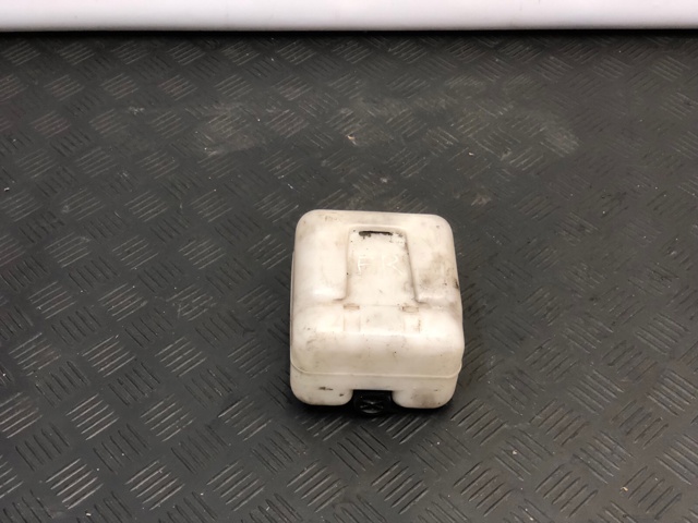 Бачок для омивайки 3942724 FORD
