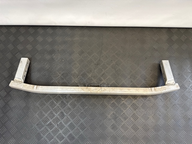 Підсилювач бампера переднього 51117421600 BMW