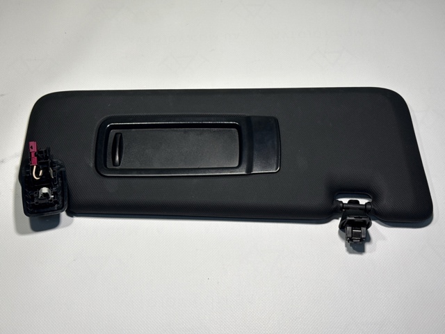 Козирок 51165A2A152 BMW