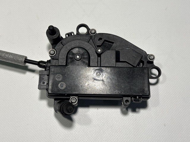 Мотор (клапан) дотягування багажника 51249482991 BMW