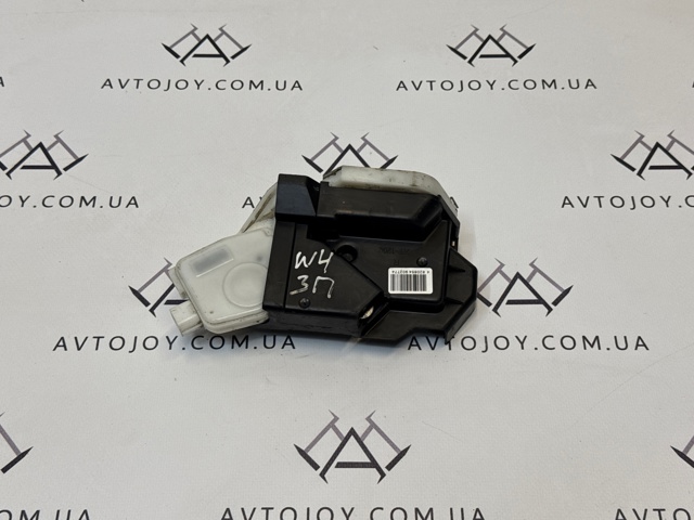 Замок задніх дверей, правих 5745A128 MITSUBISHI