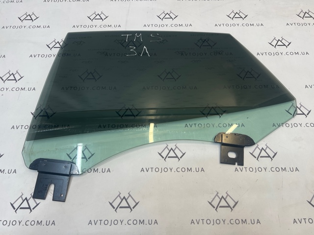 Скло задньої двері лівої 600633500D TESLA