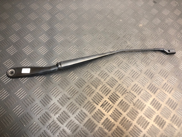Ричаг склоочисника 61619479245 BMW