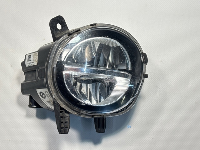 Фара протитуманна, права 63177315560 BMW