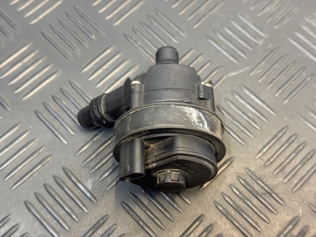Водяний насос охолодження електро додатковий 64119147359 BMW