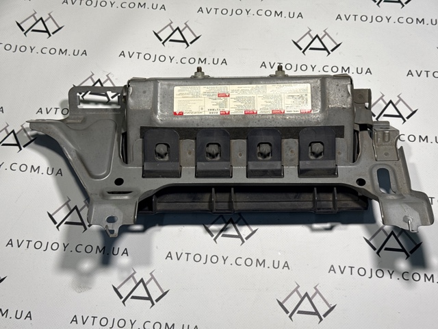 Ейрбег захисту колін нижня 7030A073XA MITSUBISHI