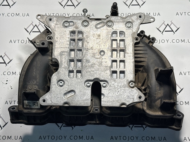 Колектор впускний 7588126 BMW