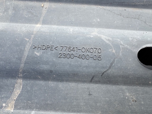 Захист днища, паливного бака 776410K070 TOYOTA