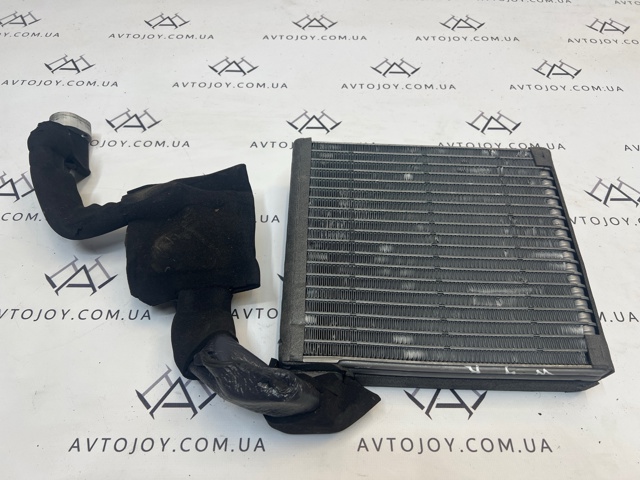 Охолоджувач повітря 7801A508 MITSUBISHI