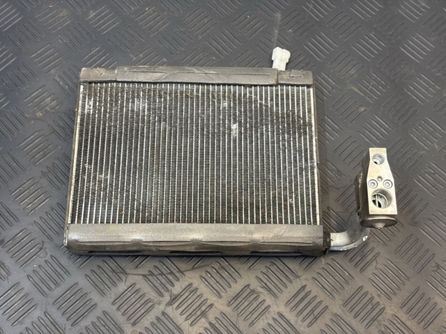 Радіатор опалювача салону 7810A286 MITSUBISHI