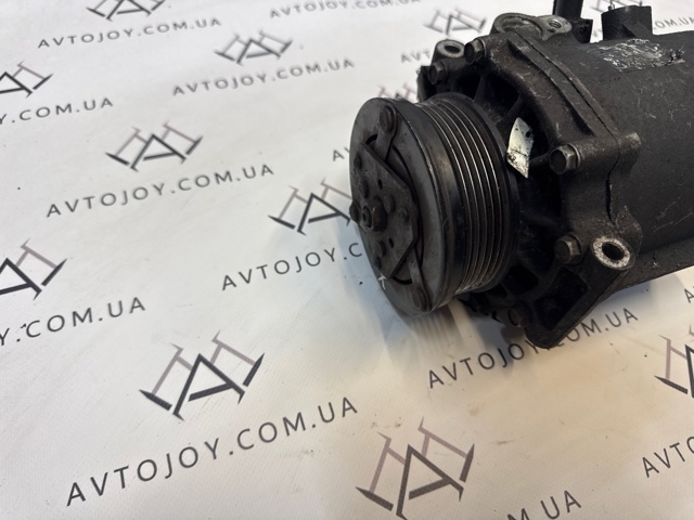 Компресор кліматичної установки 7813A091 MITSUBISHI
