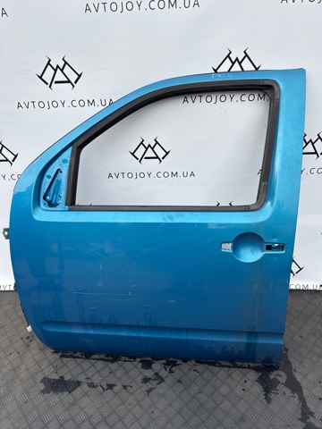 Водійські двері 80101EB330 NISSAN