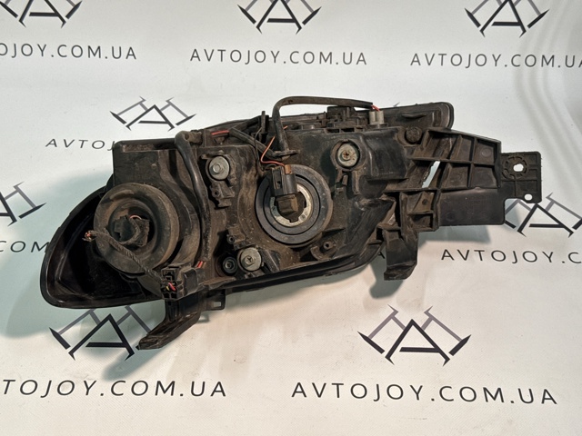 Фара основна права 8301A176 MITSUBISHI