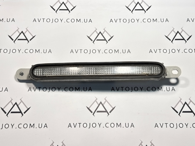 Ліхтар сигналу гальмування 8334A065 MITSUBISHI