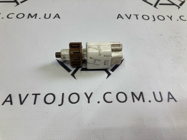 Кнопка стоп-сигналу 8434019026 TOYOTA