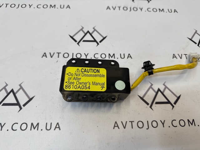 Замок відключення (деактивації) подушки безпеки пасажира 8610A054 MITSUBISHI