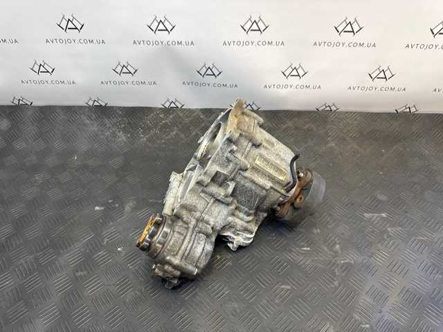 Раздатка (коробка роздавальна) 8643149 BMW