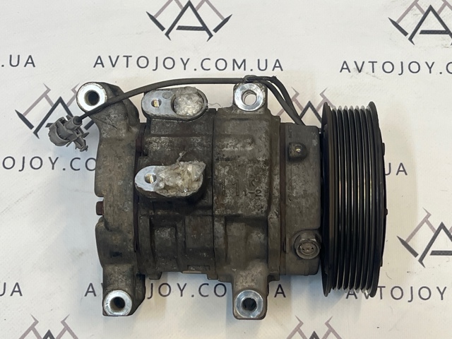 Насос кондиціонера 883100K112 TOYOTA