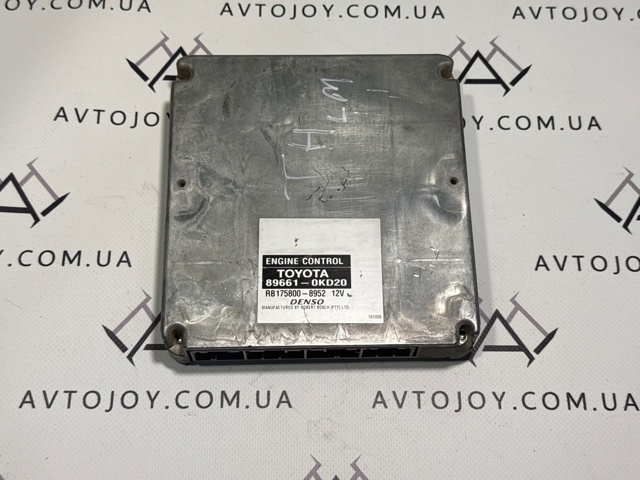Блок двигуна 896610KD20 TOYOTA