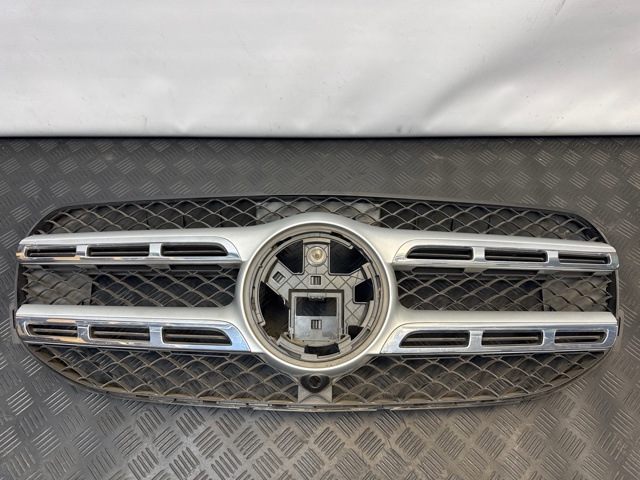 Облицювання радіатора A1678855704 MERCEDES