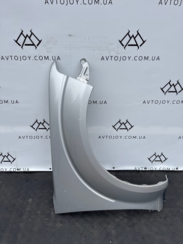 Переднє праве крило F31004X0MA NISSAN