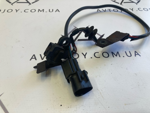 Датчик положення колінвала J5T25871 MITSUBISHI