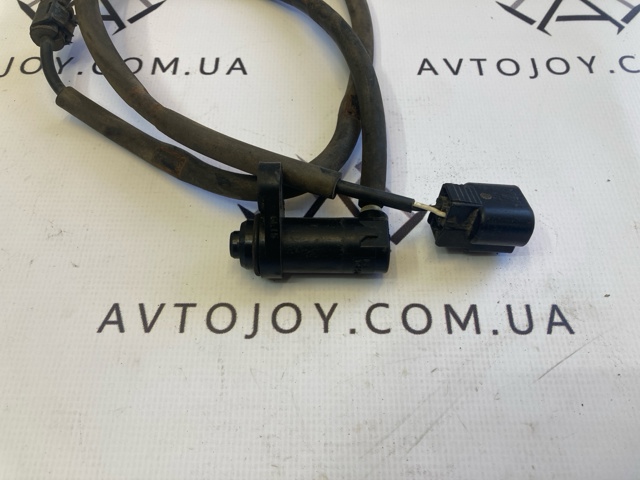 Датчик ABS задній лівий MN102577 MITSUBISHI