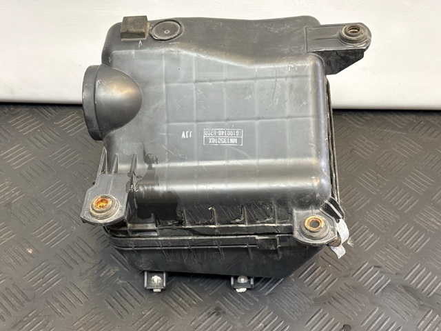 Корпус повітряного фільтра, нижня частина MN135613 MITSUBISHI