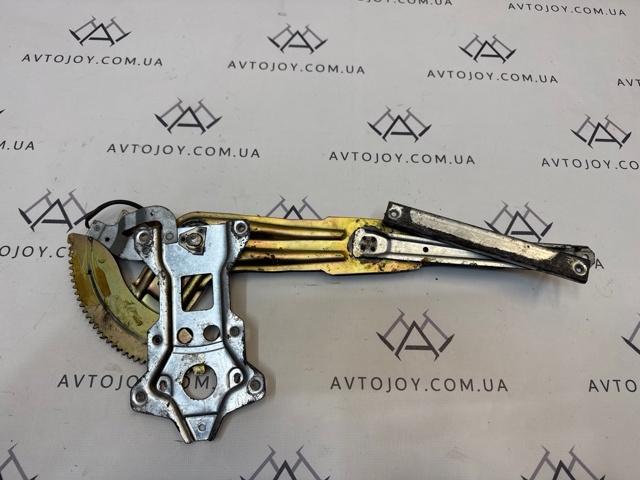 Склопідйомник передньої лівої двері MR181921 MITSUBISHI