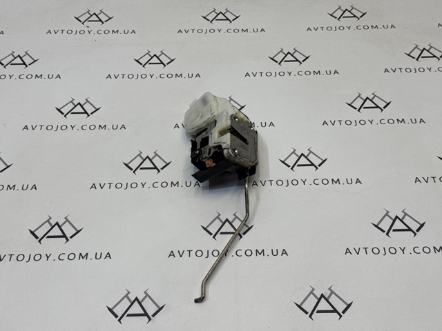 Замок водійських дверей MR573707 MITSUBISHI