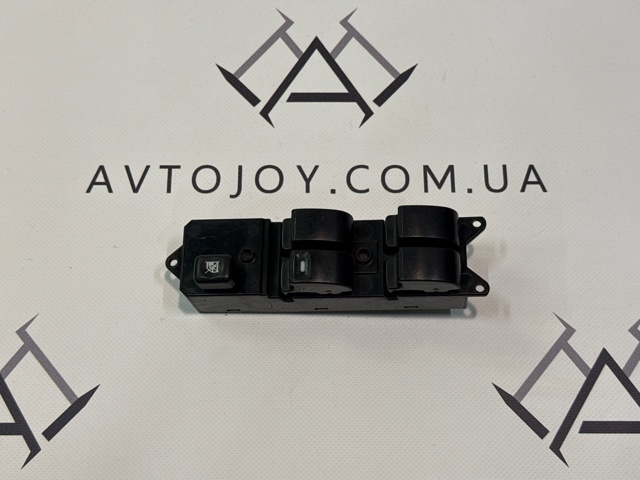 Кнопковий блок керування склопідіймачами передній лівий MR587942 MITSUBISHI
