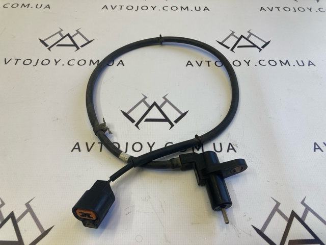 Датчик АБС задній лівий MR977167 MITSUBISHI