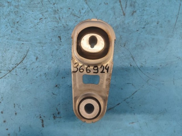 Опора двигуна задня 113606LA0A NISSAN