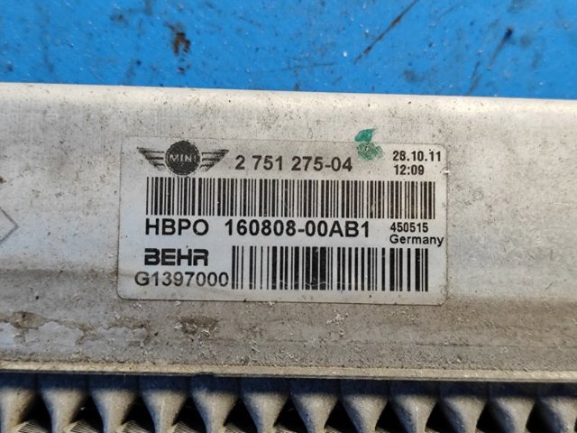 Радіатор системи охолодження двигуна 17118675266 BMW