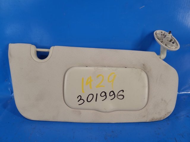 Козирок сонцезахисний 1FA12HDAAA CHRYSLER