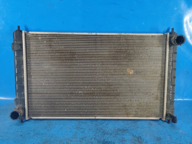 Радіатор системи охолодження двигуна 21410ZN50A NISSAN