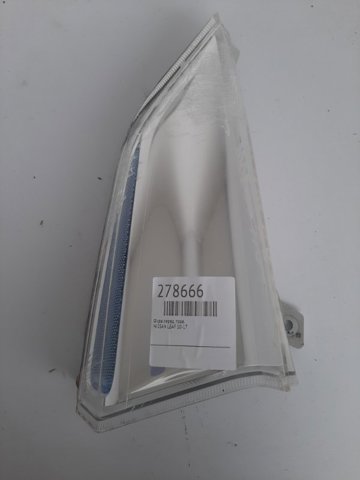 Правий покажчик повороту - лампа 261803NL0A NISSAN