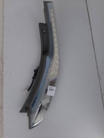 Задній правий стоп 265503NL0B NISSAN