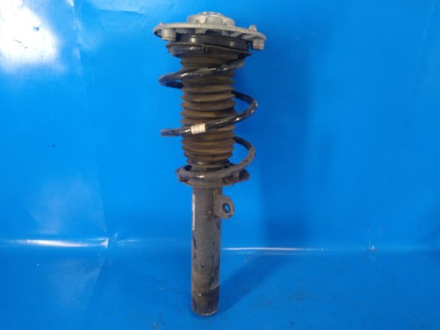 Стійка передня права 31316862446 BMW